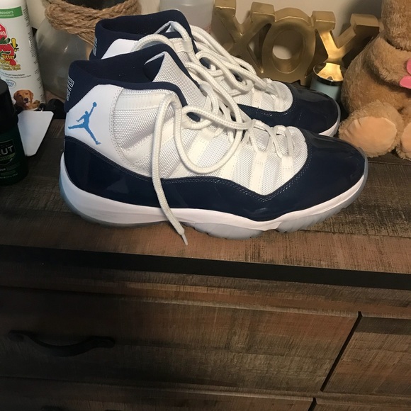 Air Jordan Retro 11 Win Like 82 - Picture 2 of 6